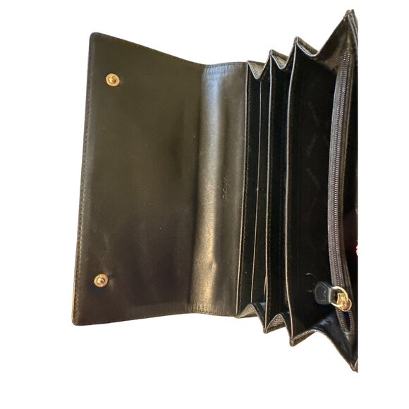 💖DKNY black leather wallet with multiple compartments and snap closure - Picture 4 of 7